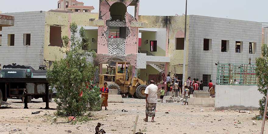 Yemen'de savaşın amacı cehaleti sürdürmek: 1700 okul yıkıldı