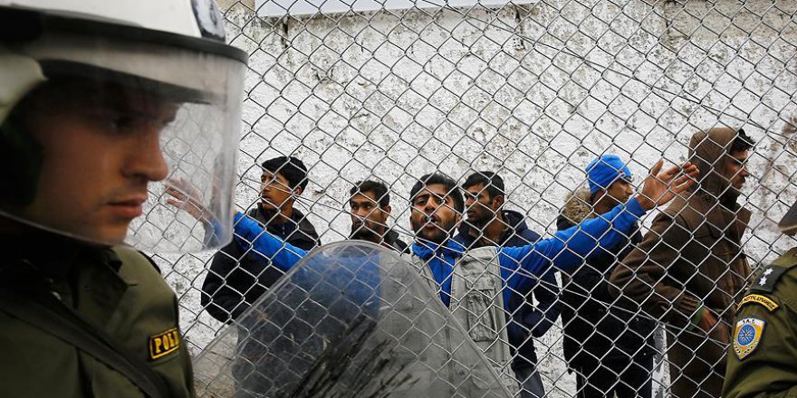 AB'de sınır kontrolleri tekrar uzatılıyor