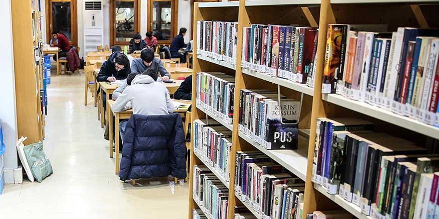 Kütüphanelerden biraz daha uzaklaştık