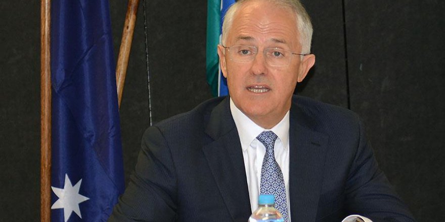 Trump'ı eleştirmeyince muhalefetten eleştiri aldı