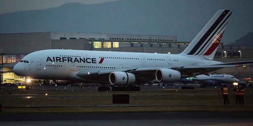Fransız Air France 15 Müslüman yolcuyu uçağa kabul etmedi