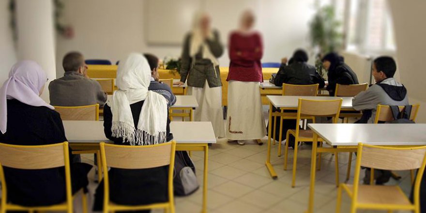 Rusların başörtüsüne bakışı belli oldu