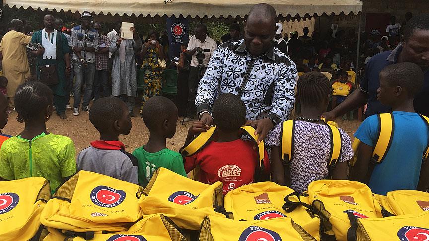 Senegal'de üç farklı kentte eğitim kampüsü oluşturmak istiyoruz