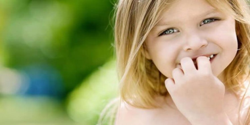 Tırnak yiyen çocuğa nasıl davranılmalı?