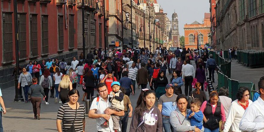 Meksikalılardan Trump'a duvar tepkisi: 'Irkçı ve bölücü'