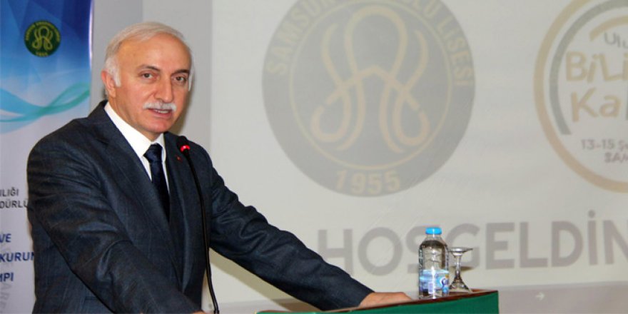 'Öğrenciler beni sosyal medyadan bombardımana tutuyor'