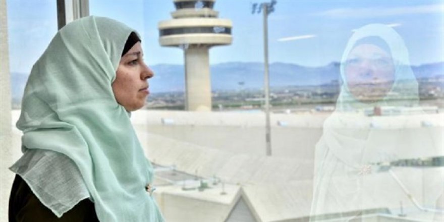 İspanyol mahkemesi: Başörtü yasağı laikliğe aykırı!