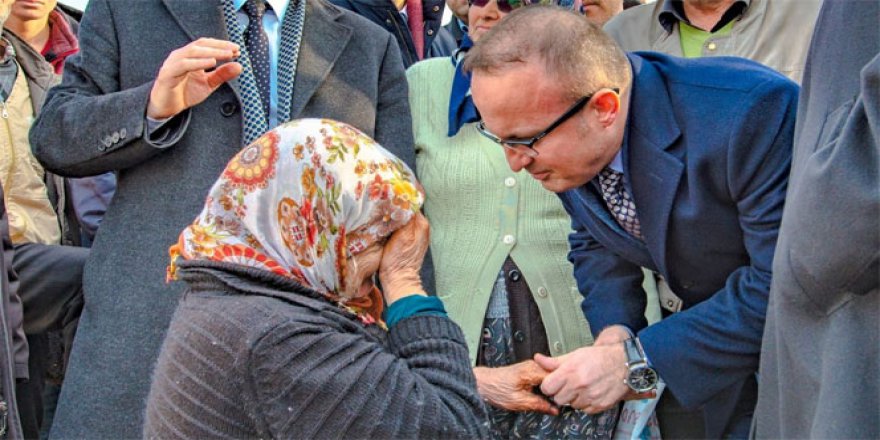 Deprem bölgesine 200 konteyner ev daha gönderilecek