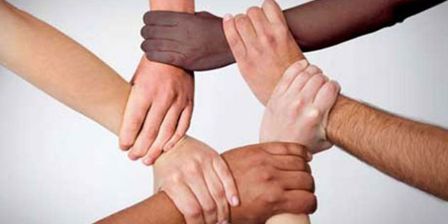 İslam dünyası farklılıkları bırakıp ortak noktalarda birleşmeli