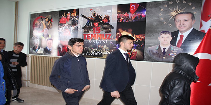 İmam hatip öğrencilerinden '15 Temmuz Sokağı'