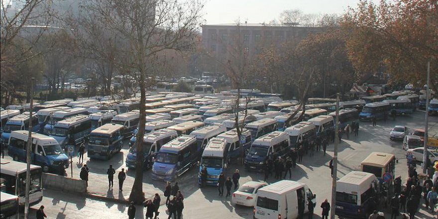 Güvenpark'taki minibüs durakları sorunu çözülüyor