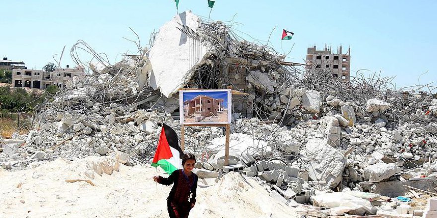 İsrail, Filistin'de 3 ev daha yıktı