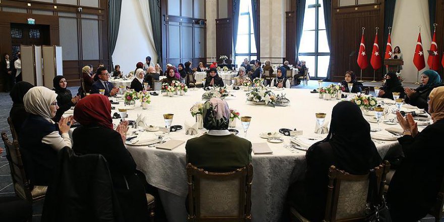 Emine Erdoğan Suriyeli kadınları kabul etti