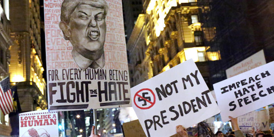 'Göçmenler ve Müslümanlar hoş geldiniz'