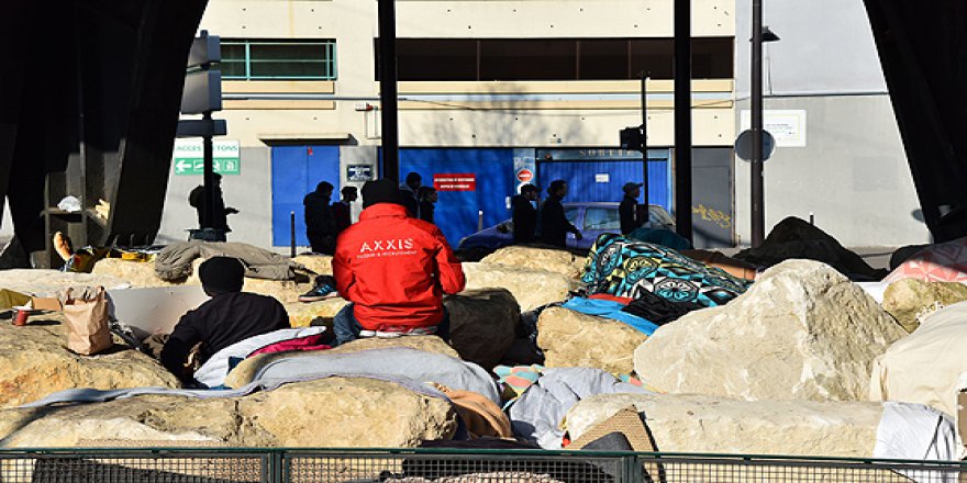 Fransa'da sığınmacılara kötü muamele