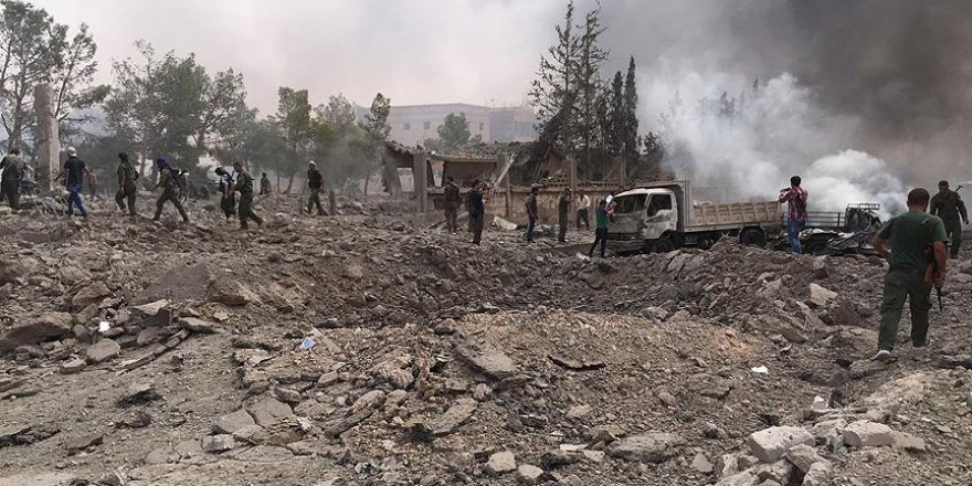 Bab'ın kuzeyindeki ÖSO karargahına bombalı araçla saldırı