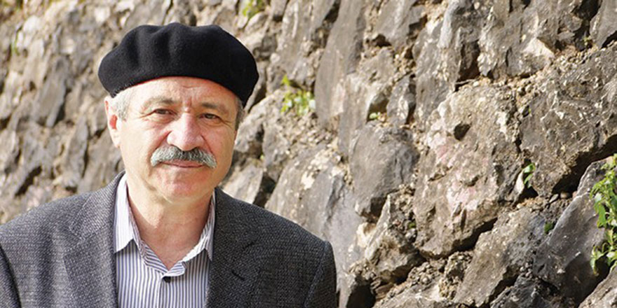 Harf inkılabı ve dil devrimi ile soykırıma uğradık