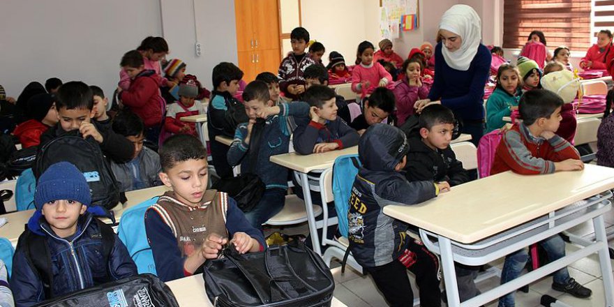 '200 bin Suriyeli çocuk, çocuklarımızla aynı eğitimi paylaşıyor'