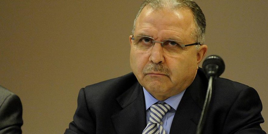 'Eşim başörtülü diye Türkiye gazetesinin başından alındım'