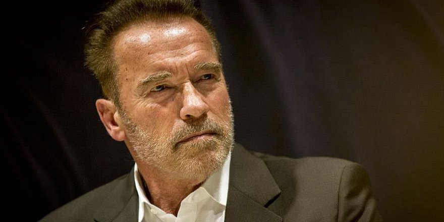 Trump bağlantılı televizyon programından ayrılıyor