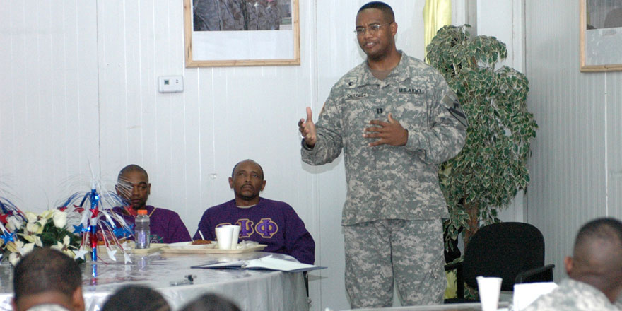 İslam'dan rahatsızdı, Müslüman oldu ABD ordusuna imam seçildi