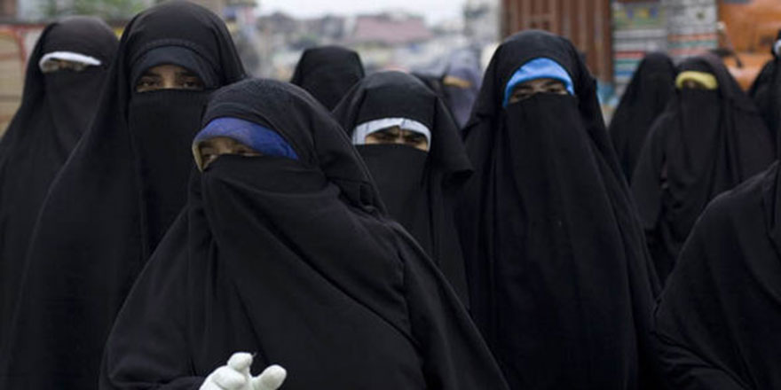 İsviçre'de burka örtüsü yasağına ret