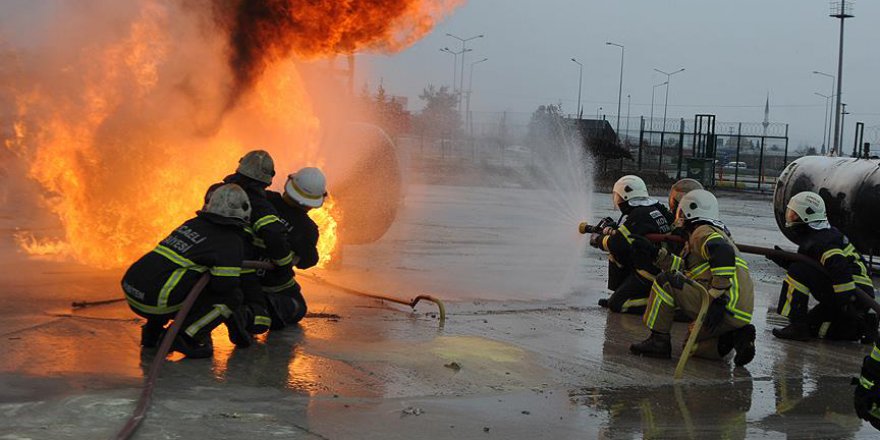 Okul ve yurt çalışanlarına 'yangın güvenlik eğitimi'