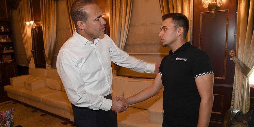 YGS'ye geç kalınca ağlayan öğrenciye bir destek daha