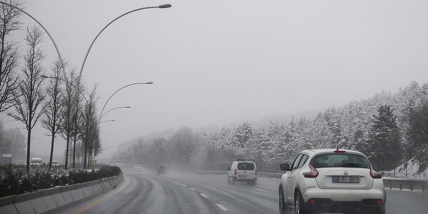 İç Anadolu'da kar yağışı etkili oldu