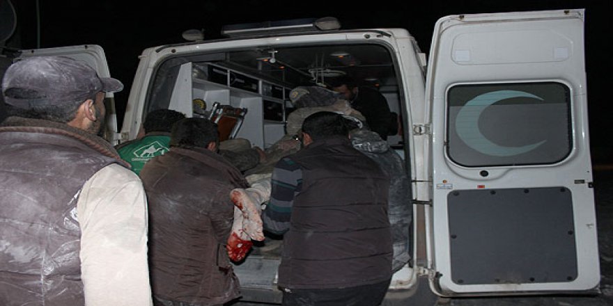 Halep'te camiye hava saldırısı: 58 ölü