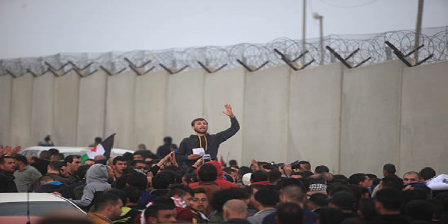 İsrail askerlerinin öldürdüğü Filistinlinin cenazesi defnedildi