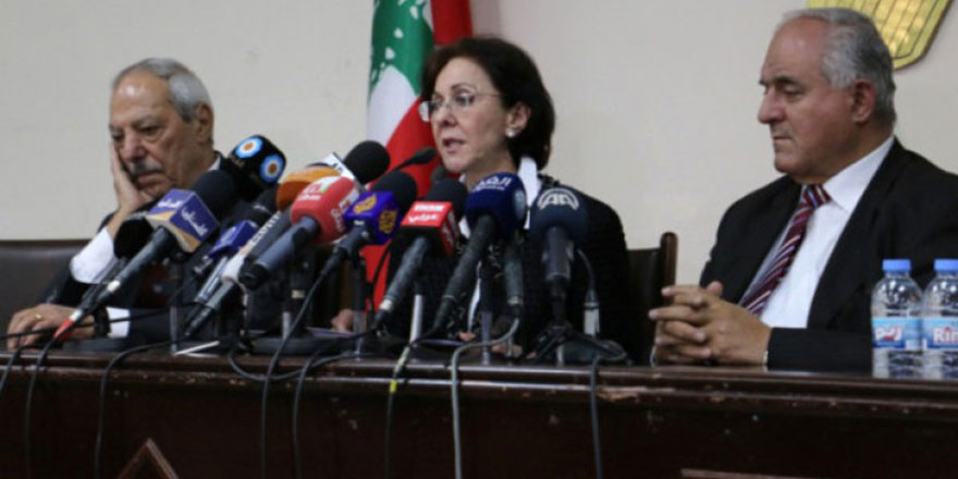 İsrail'in zulmünü anlatmaktan değil makamından vazgeçti