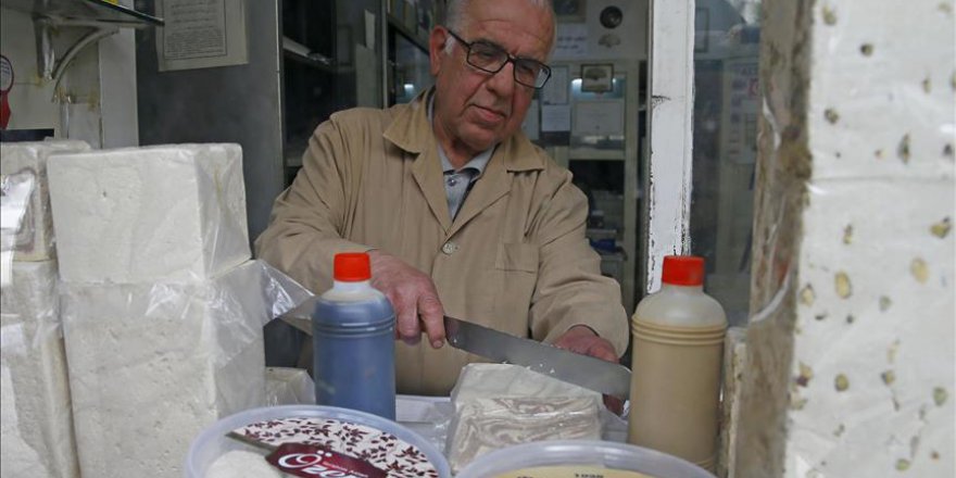 90 yıllık helvacı, satışa çözümü internette buldu