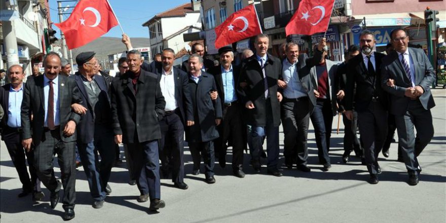 Muhtarlardan 'evet' kampanyasına destek