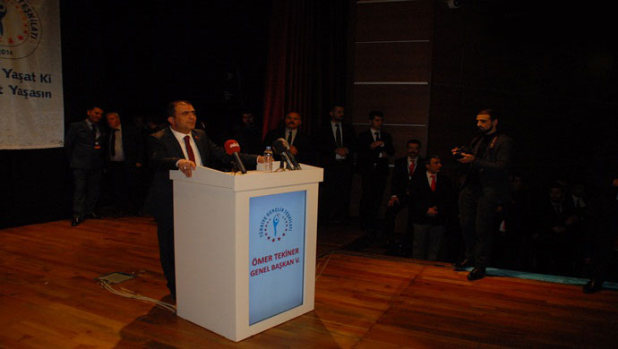 Küfrün belini kıran Said Nursi'yi rahmet ve minnetle anıyorum