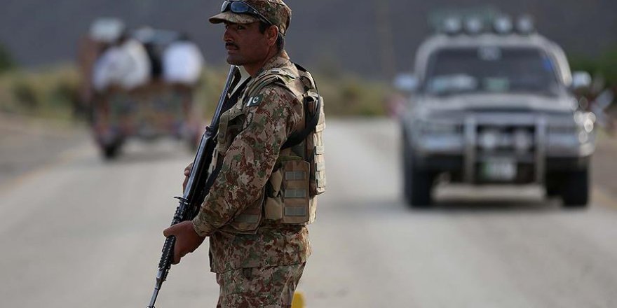 Pakistan, Afganistan sınırına çit çekecek