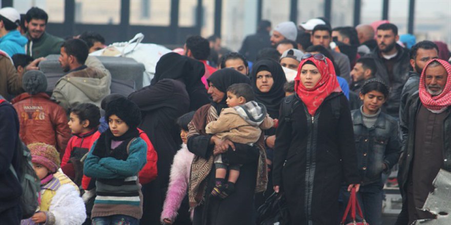 Esed rejiminin kuşatması altındaki Vaer'den ikinci tahliye