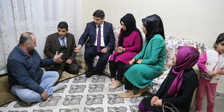 Aktay'dan Siirt'te saldırıya uğrayan AK Parti'li kadınlara ziyaret