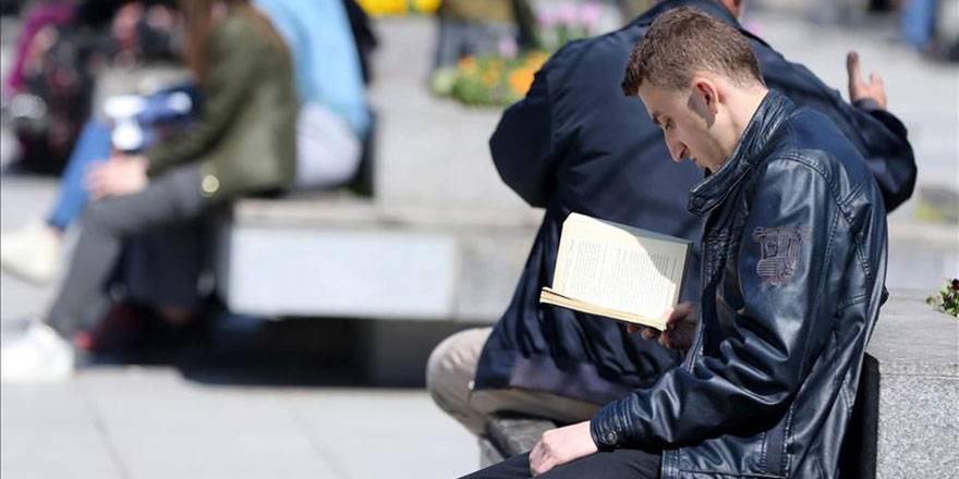 Türkiye'de günlük kitap okuma süresi açıklandı