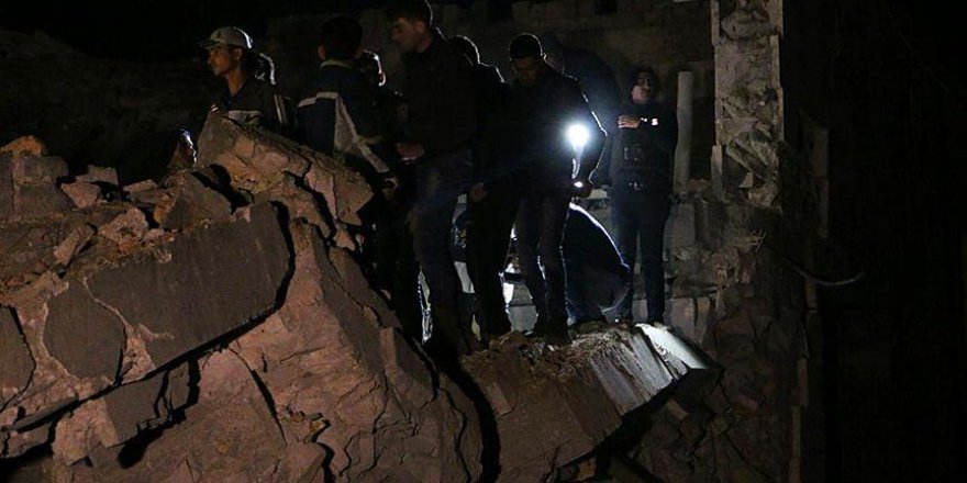 Suriye'de sivil katliamı: 33 ölü