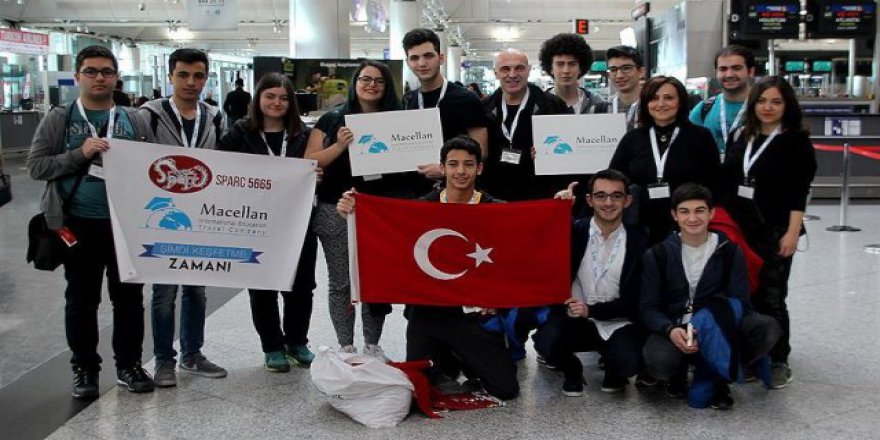 Liseliler ürettikleri robotla ABD'de yarışmaya katılacak