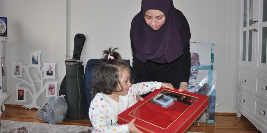 Şehidin 4 yaşındaki kızının söyledikleri yürek dağladı