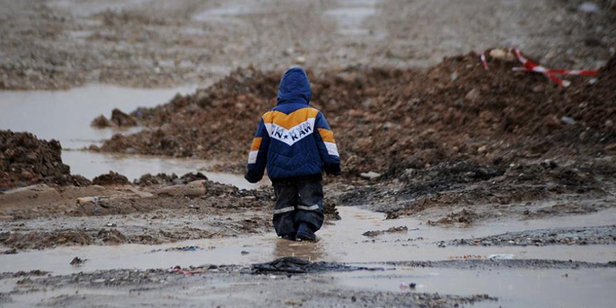 Musullular şiddetli yağmur sayesinde 'cenazelerini' defnedebildi