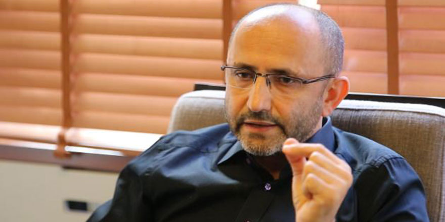 Pencerelerden seyret içlerine girme