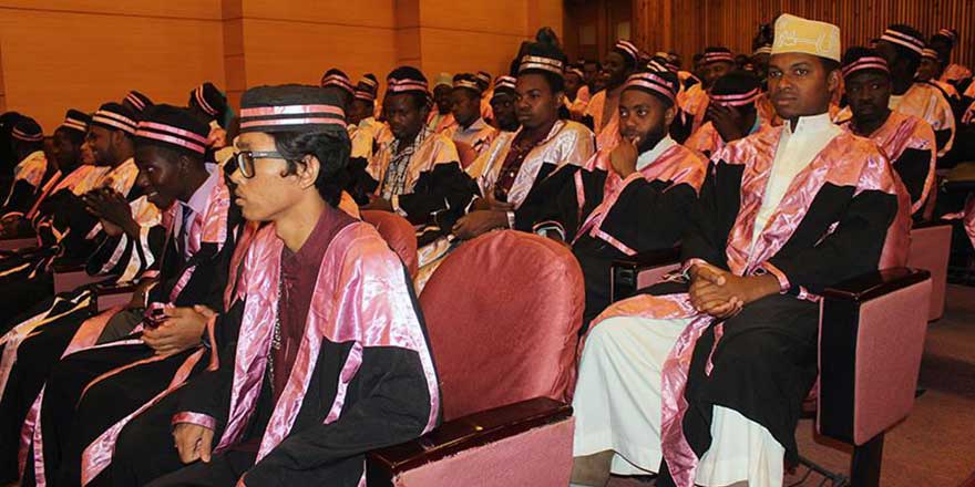 Dünya Müslüman Gençlik Zirvesi ve Fuarı başladı