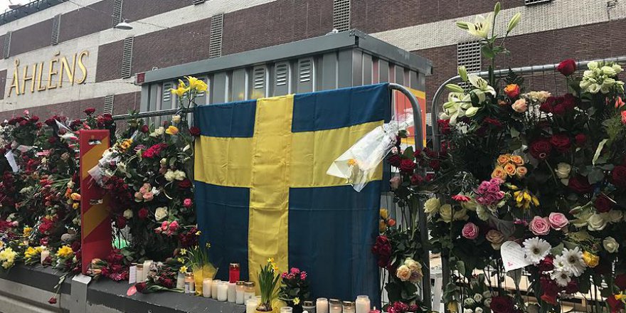 İsveç'teki saldırıda hayatını kaybedenler anıldı