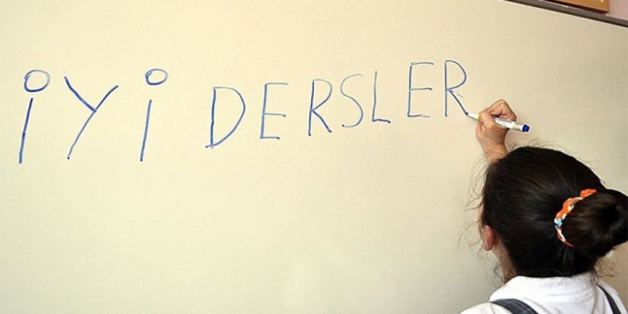 Çocuklar dik temel yazıyla okumayı daha kolay sökecek