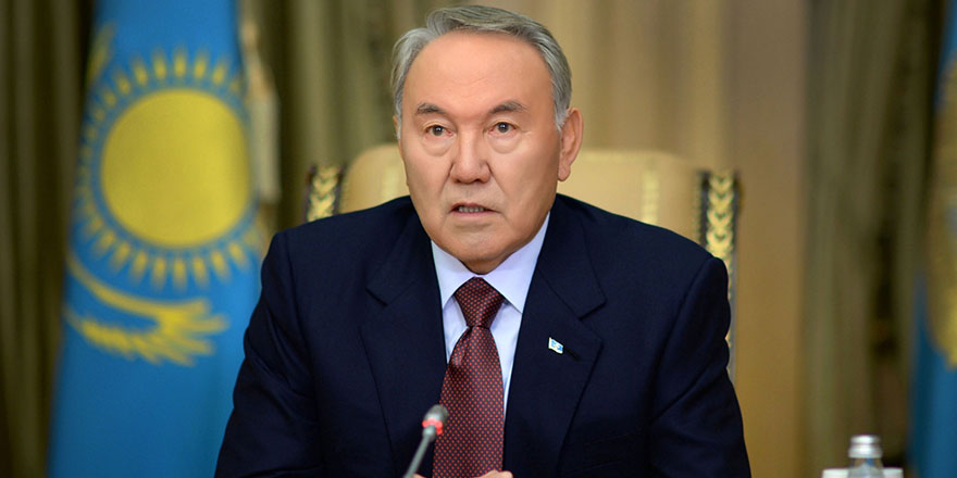 Kazakistan alfabesini değiştiriyor 