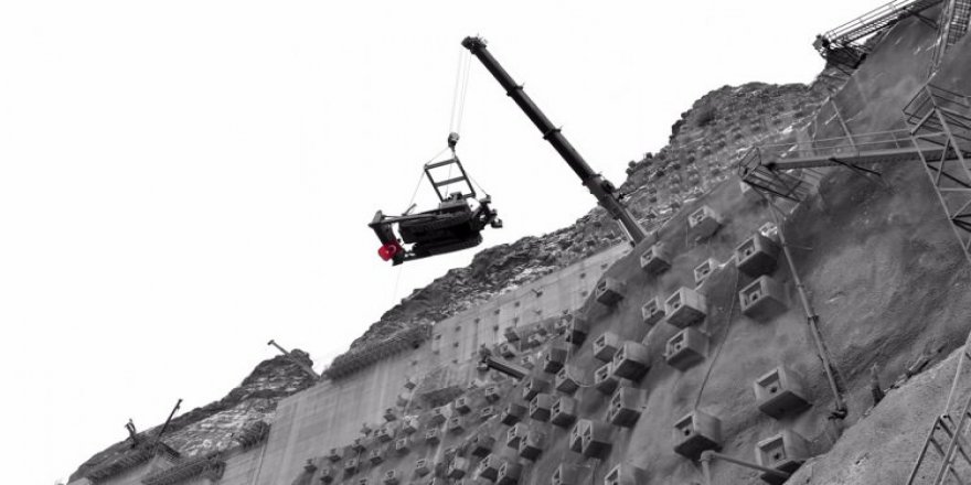 Bittiğinde dünyanın en yüksek üçüncü barajı olacak