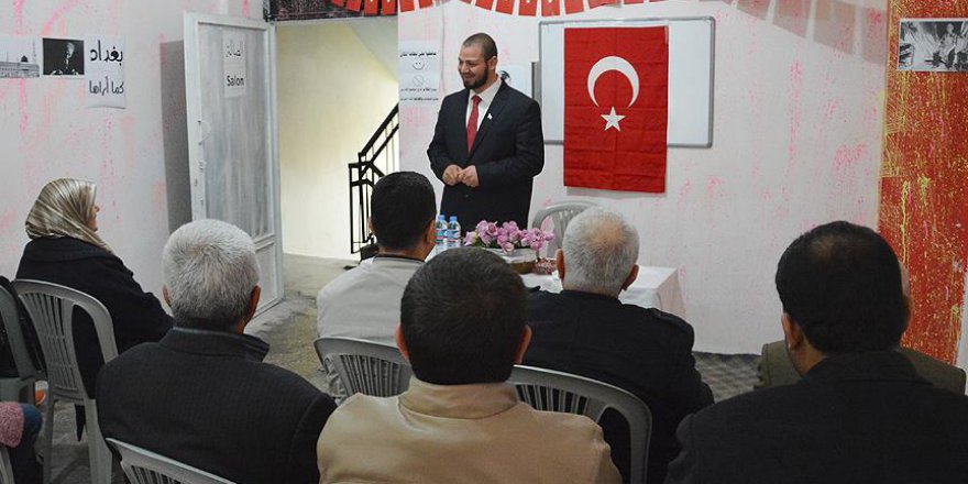 Sığınmacılar Türklere Arapça öğretiyor